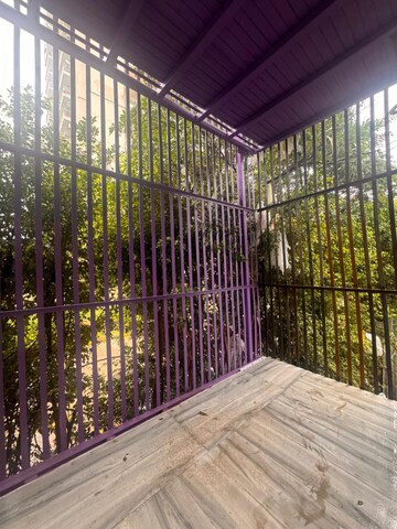 Balcony in 4 BHK Apartment at DLF Silver Oaks, Sector 26 – for Rent