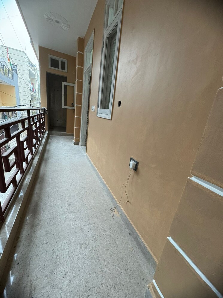 Balcony, risland-sky-mansion 2 Bedroom 850 Sq.Ft. Builder Floor In Chattarpur Delhi 9020078