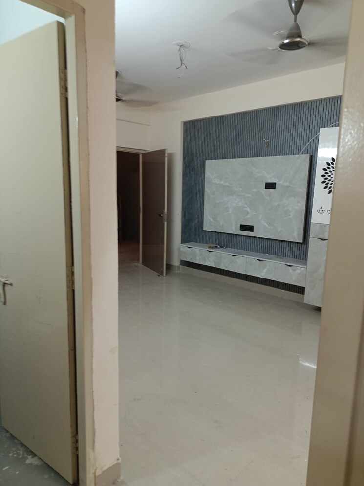 Room, adore-happy-homes-pride 3 Bedroom 646 Sq.Ft. Apartment In Sector 75 Faridabad 9020063
