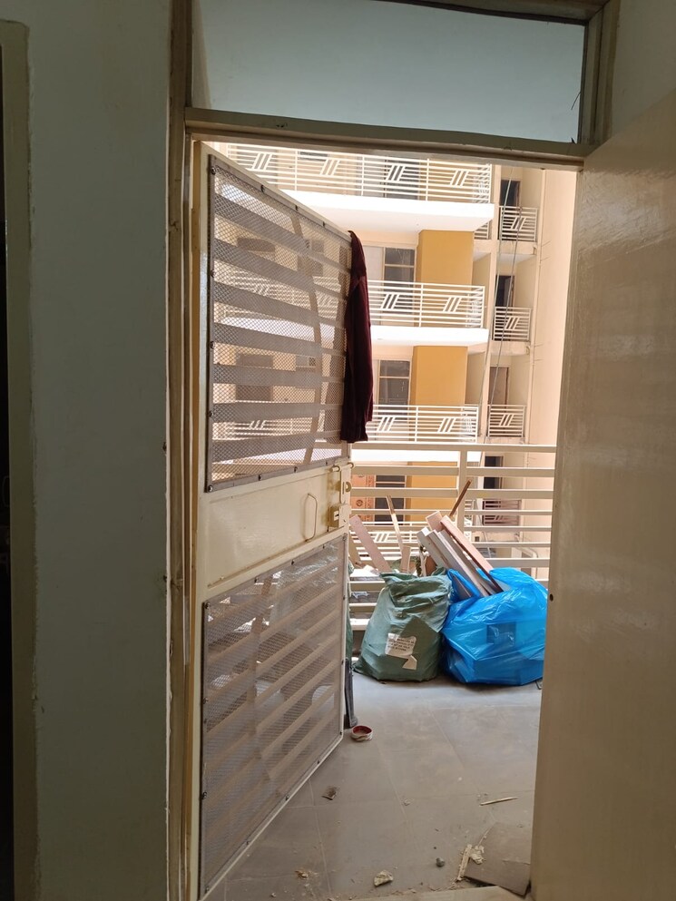 undefined, adore-happy-homes-pride 3 Bedroom 646 Sq.Ft. Apartment In Sector 75 Faridabad 9020063