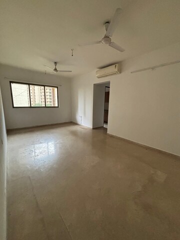 Room in 2.5 BHK Apartment at Lodha Splendora, Ghodbunder Road – for Rent
