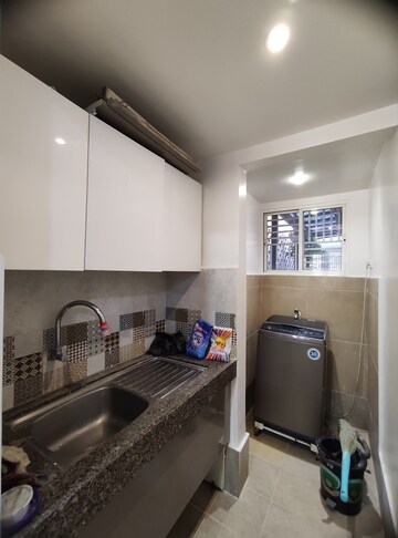 Furnished Amenities in 3 BHK Apartment at Kumar Peninsula, Baner – for Rent