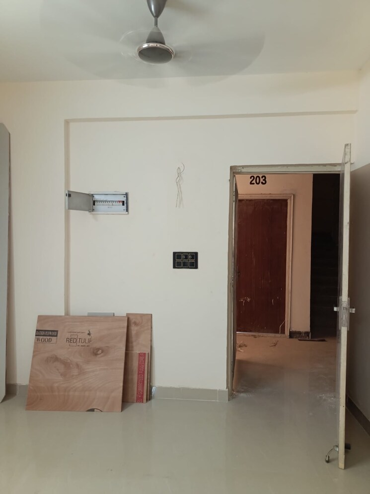 Room, adore-happy-homes-grand 3 Bedroom 645 Sq.Ft. Apartment In Sector 85 Faridabad 9020085