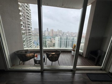 Staircase in 5 BHK Apartment at Windsor Grande Residences, Andheri West – for Rent