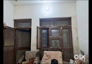 Living Room in 6 BHK Independent House at Sikandra – for Sale