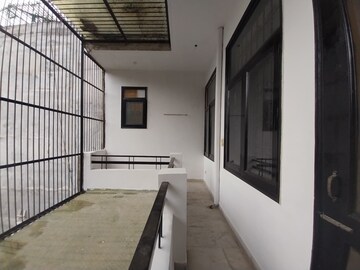Balcony in 3 BHK Independent House at RWA Apartments Sector 93, Sector 93 – for Rent