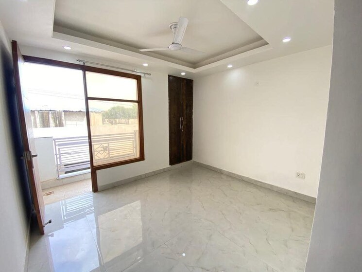 Room, vasant kunj enclave 3 Bedroom 1000 Sq.Ft. Builder Floor In Vasant Kunj Enclave Delhi 9020120