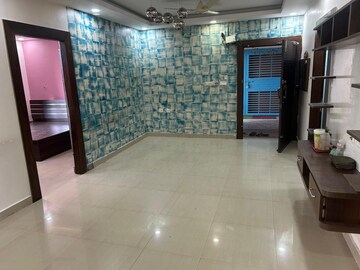 Room in 2 BHK Independent House at Gomti Nagar – for Rent