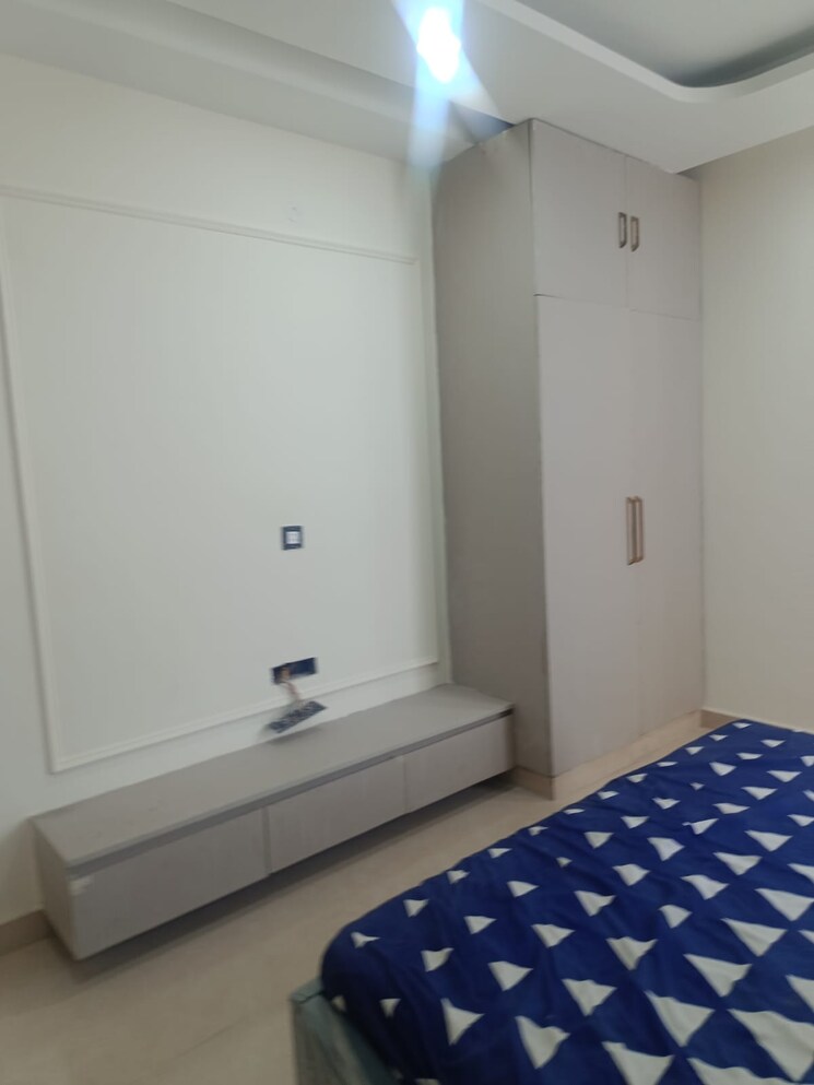 Bathroom, bptp-district-phase-2 3 Bedroom 150 Sq.Yd. Builder Floor In Sector 84 Faridabad 9020127