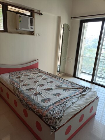 Bedroom in 2 BHK Apartment at Temple View CHS, Chembur – for Rent