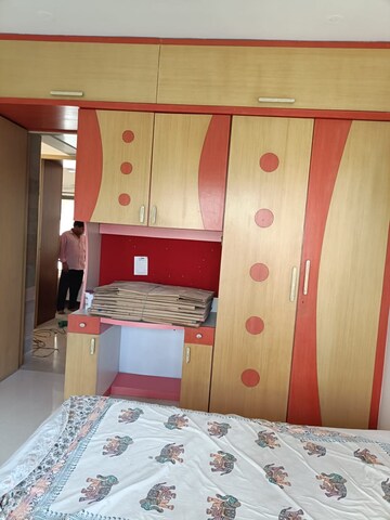 Bedroom in 2 BHK Apartment at Temple View CHS, Chembur – for Rent