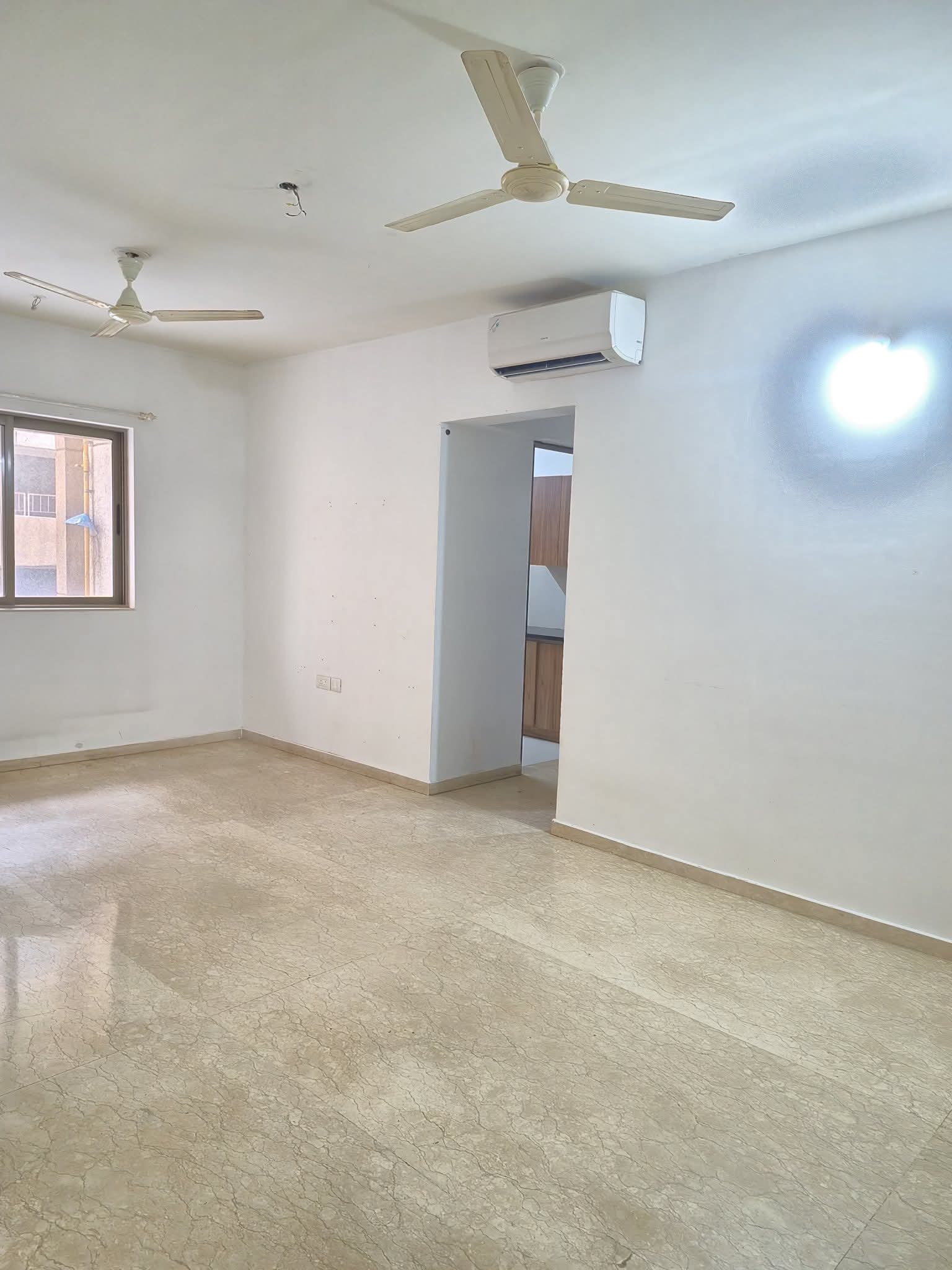 2 BHK + Pooja Room Apartment For Rent in Lodha Splendora