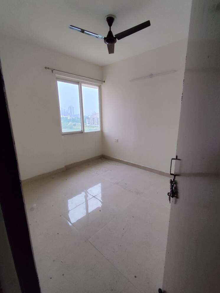 Room, signature-orchard-avenue-2 2 Bedroom 700 Sq.Ft. Apartment In Sector 93 Gurgaon 8978857