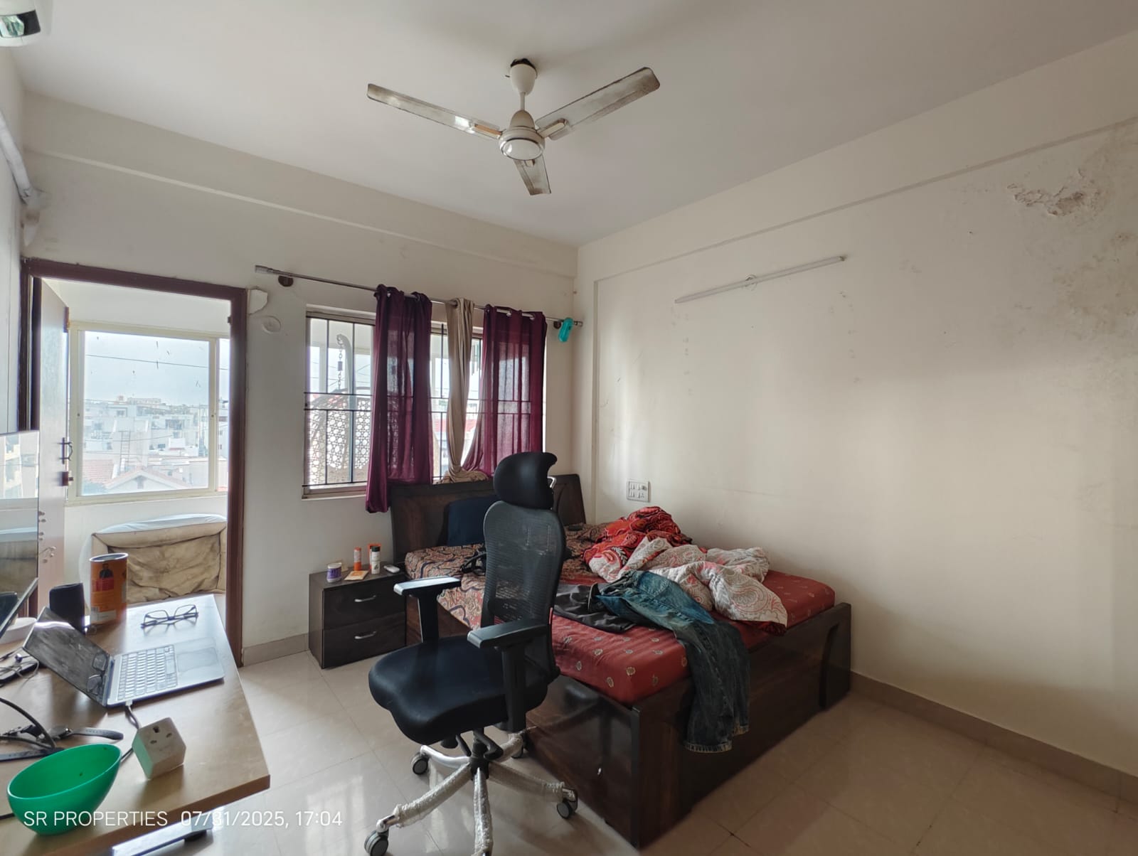 3 BHK + Pooja Room Apartment For Rent in Royal Habitat