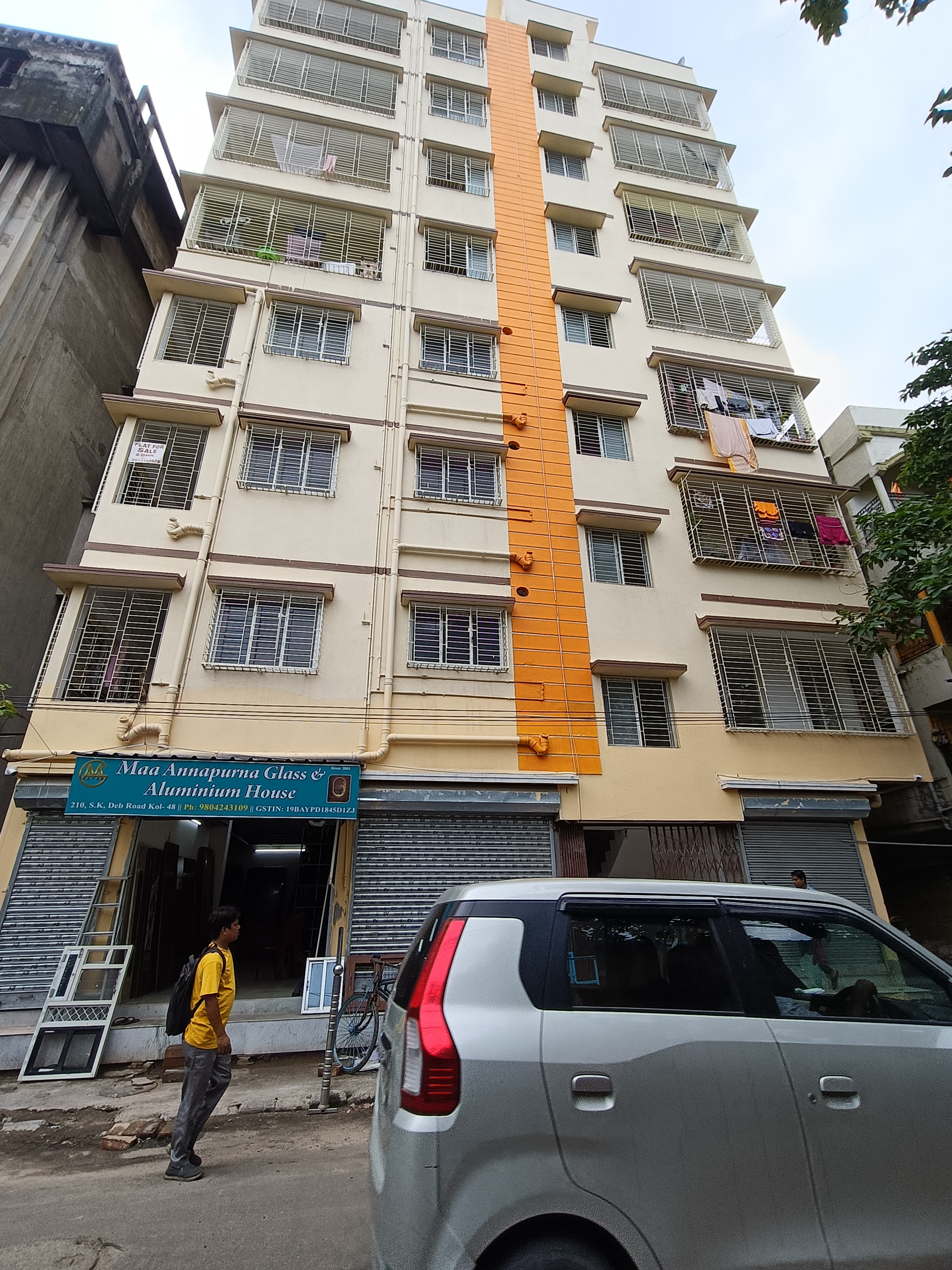 3 BHK Apartment For Sale in Silver Oyasis