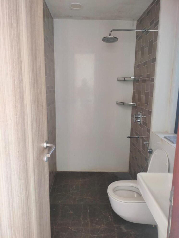 Bathroom, lodha-the-park 3 Bedroom 1150 Sq.Ft. Apartment In Worli Mumbai 9020158