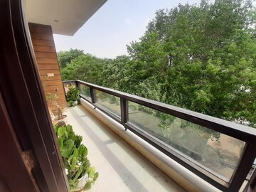 Balcony in 3 BHK Builder Floor at Rajouri Garden – for Rent