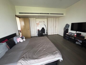 Bedroom in 5 BHK Apartment at Rustomjee Elements, Andheri West – for Rent
