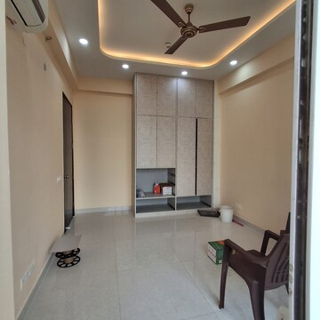 Team Area in 3 BHK Apartment at Sobha City Gurgaon, Sector 108 – for Rent