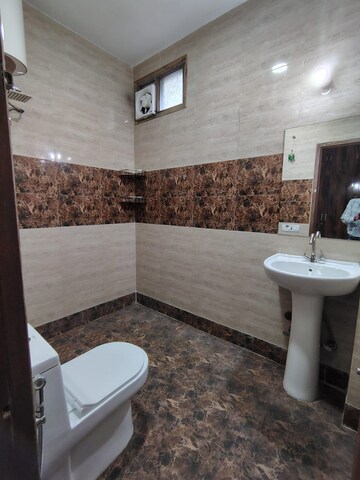 Bathroom in 2 BHK Builder Floor at Malviya Nagar – for Rent