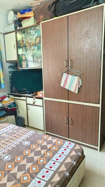 Furnished Amenities in 1 BHK Apartment at Dosti Daffodil, Wadala East – for Sale