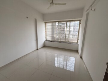 Room in 3 BHK Apartment at Kunal KUNAL ASPIREE, Balewadi – for Rent
