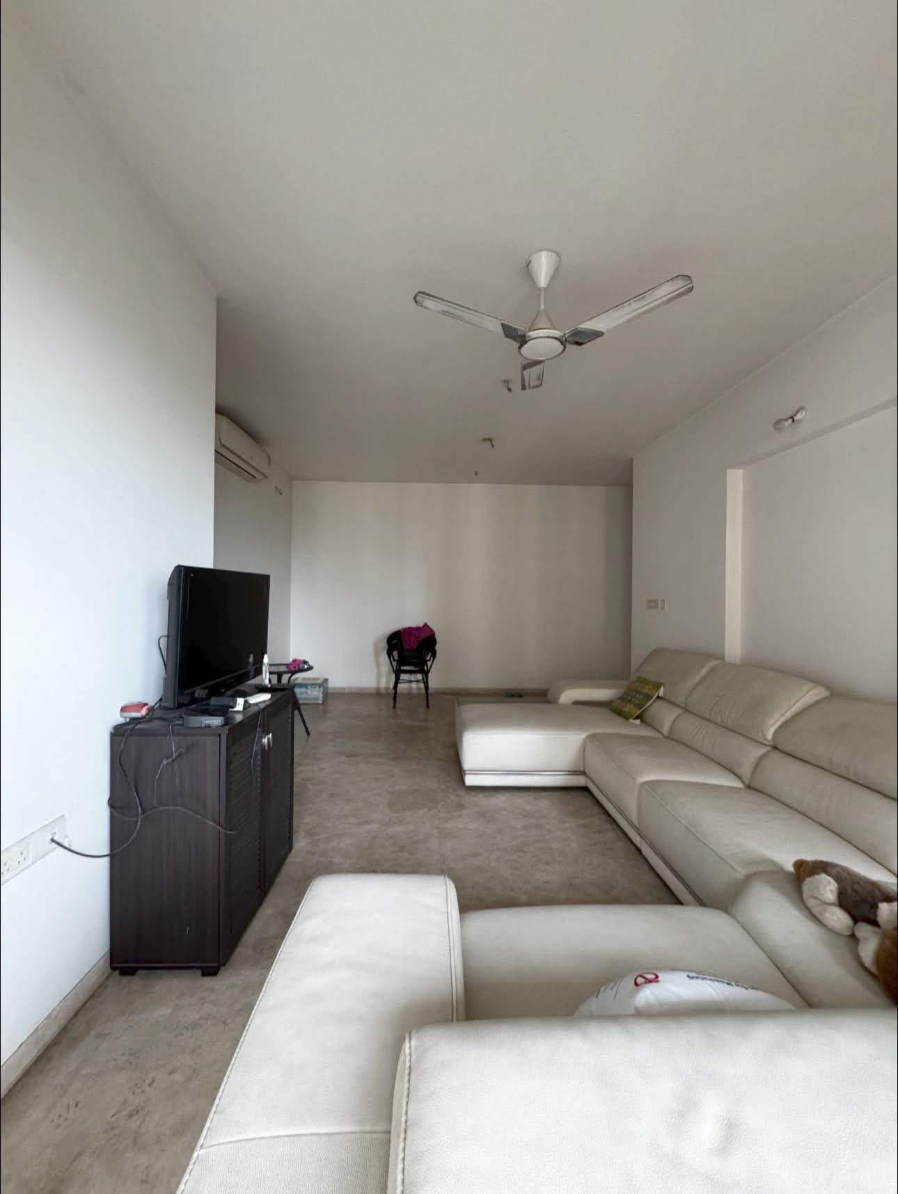 3 BHK + Pooja Room Apartment For Rent in Lodha Splendora