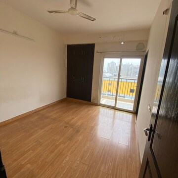 Master Bedroom in 2.5 BHK Apartment at Aims Golf Avenue II, Sector 75 – for Rent