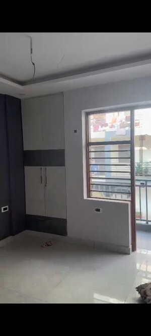 Room in 3 BHK Builder Floor at RPS Palm Drive, Sector 88 – for Sale