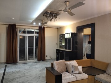 Living Room in 3.5 BHK Apartment at Ardee City The Residency, Sector 52 – for Rent