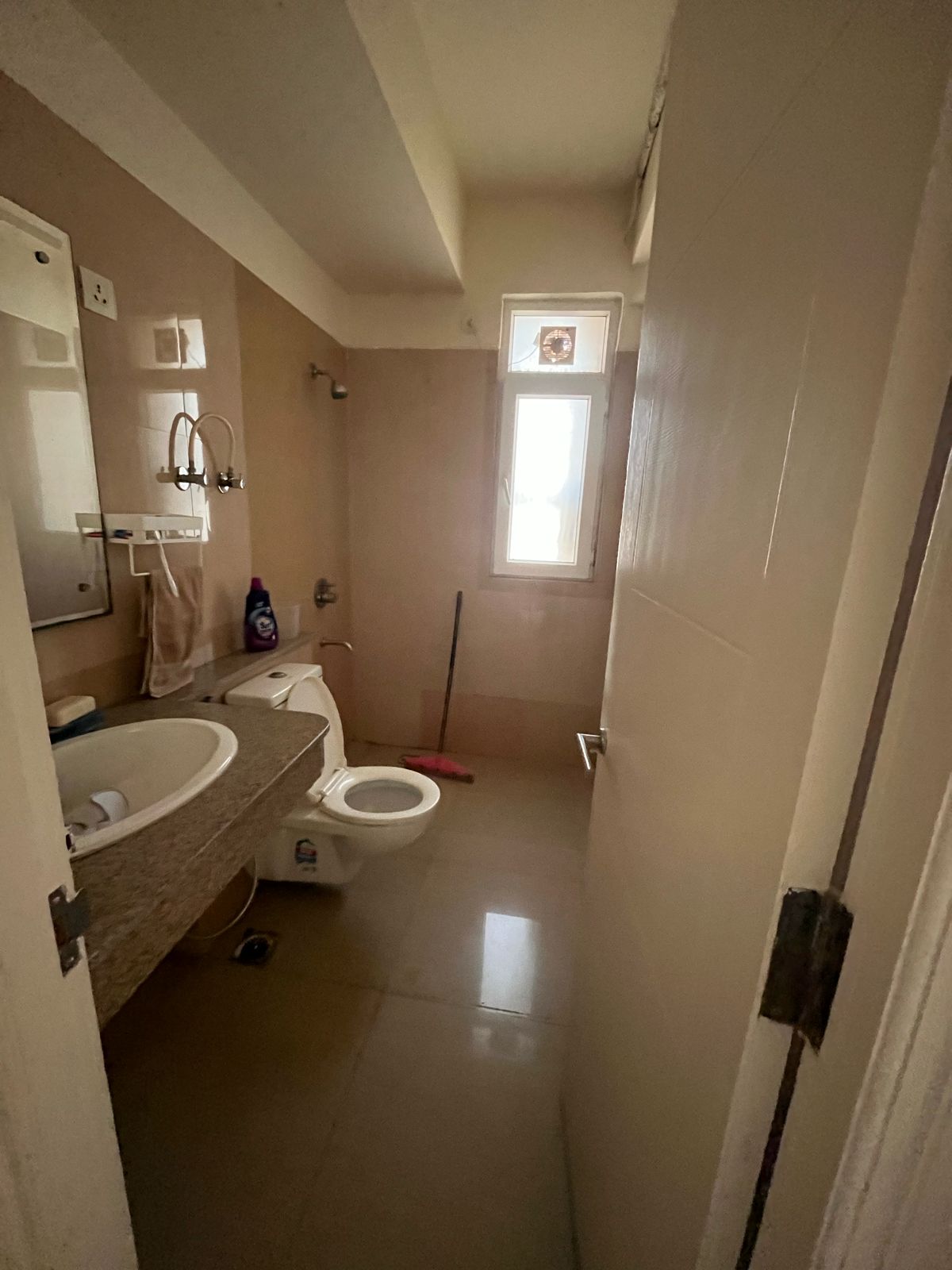 2.5 BHK + Study Room 1050 Sq.Ft. Apartment in Emaar Emerald Estate