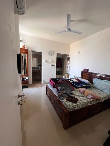 Bedroom in 2.5 BHK Apartment at Emaar Emerald Estate, Sector 65 – for Rent