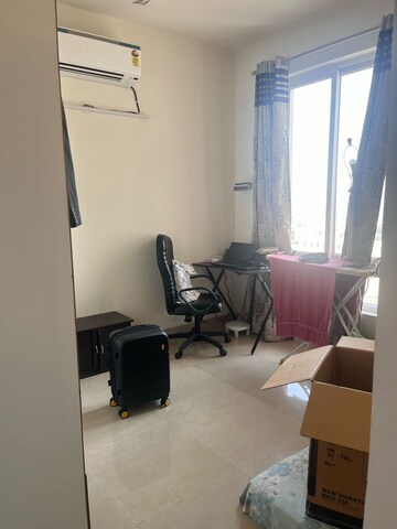 Living Room in 2.5 BHK Apartment at Emaar Emerald Estate, Sector 65 – for Rent