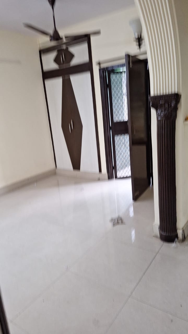 2 BHK + Pooja Room Apartment For Rent in Mangla Apartment