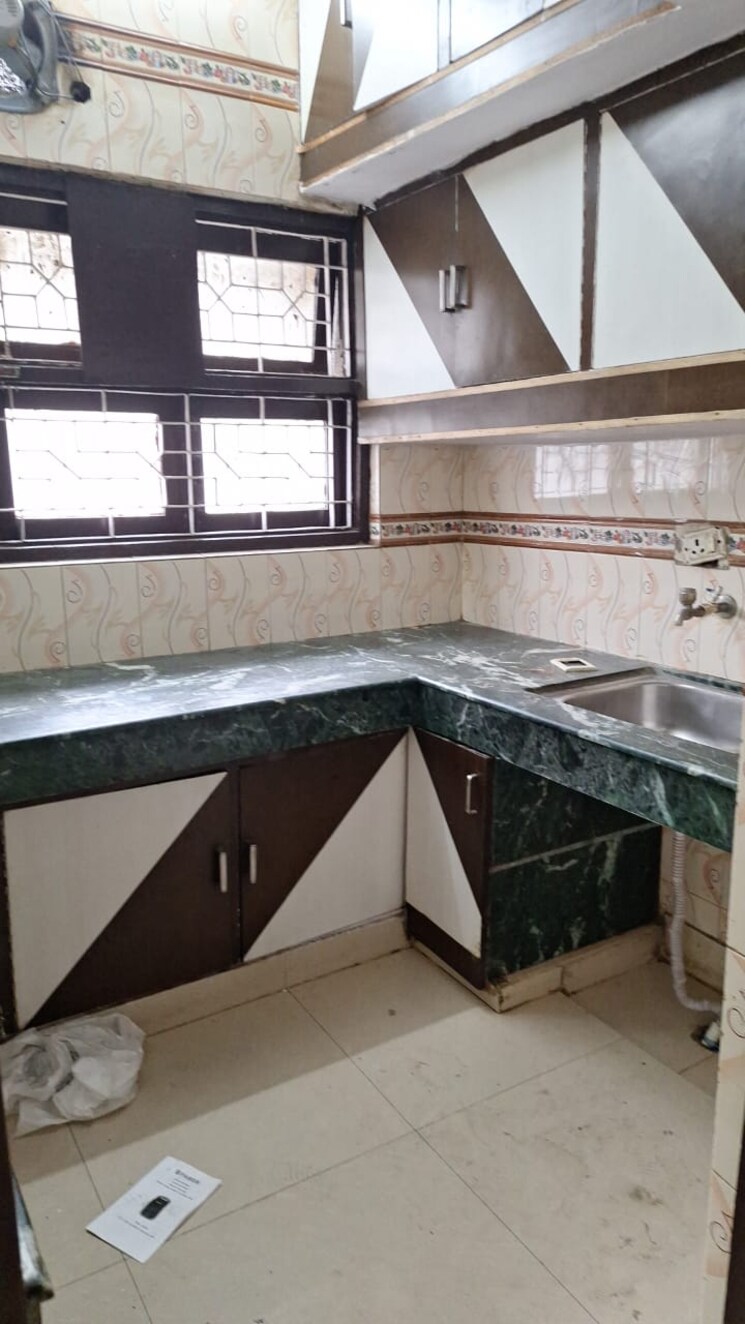 Kitchen, ip extension 2 Bedroom 950 Sq.Ft. Apartment In Ip Extension Delhi 9020309