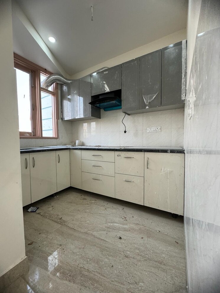 Kitchen, risland-sky-mansion 2 Bedroom 1000 Sq.Ft. Builder Floor In Chattarpur Delhi 9020328