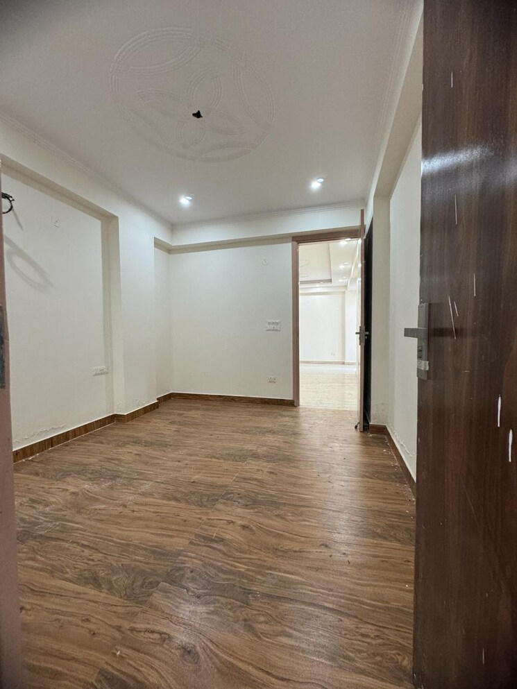 Room, risland-sky-mansion 2 Bedroom 1000 Sq.Ft. Builder Floor In Chattarpur Delhi 9020328