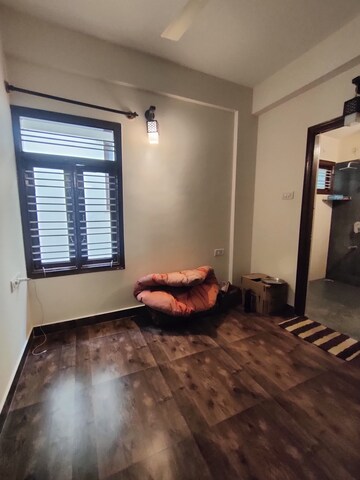 Room in 2 BHK Builder Floor at Hsr Layout – for Rent