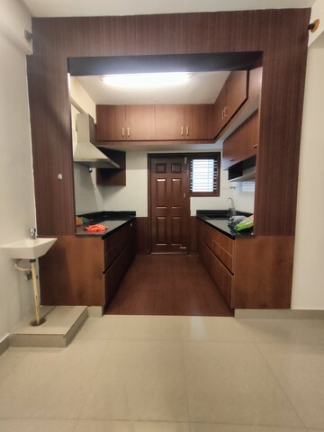 Furnished Amenities in 2 BHK Builder Floor at Hsr Layout – for Rent