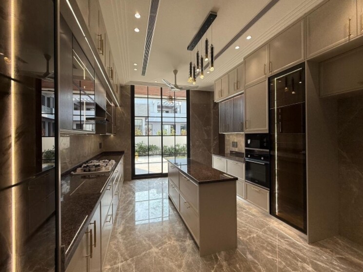 Kitchen, safdarjung enclave 4 Bedroom 450 Sq.Yd. Builder Floor In Safdarjung Enclave Delhi 9020322