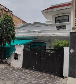 3 BHK + Pooja Room,Study Room Independent House For Sale in Sector 9