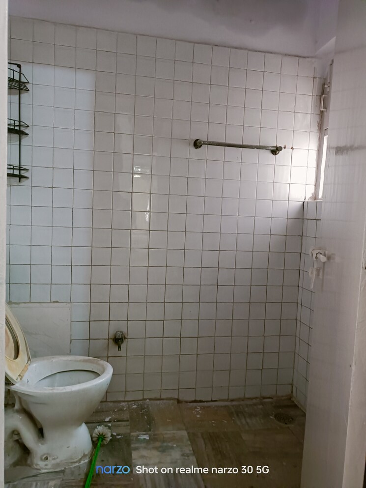 Attached Bathroom, ip extension 3 Bedroom 1250 Sq.Ft. Apartment In Ip Extension Delhi 9020367
