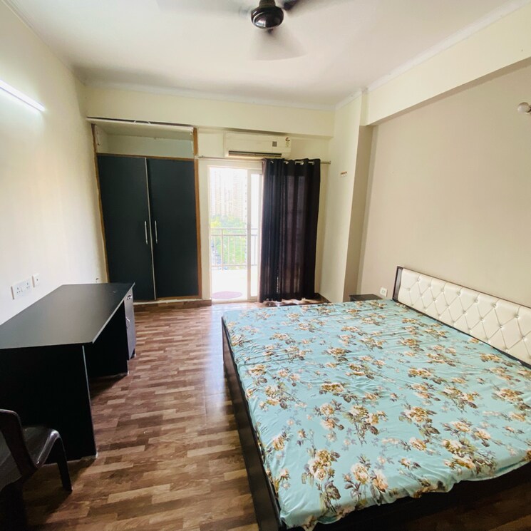 Master Bedroom, gardenia-golf-city 3 Bedroom 1285 Sq.Ft. Apartment In Noida Central Noida 9020393