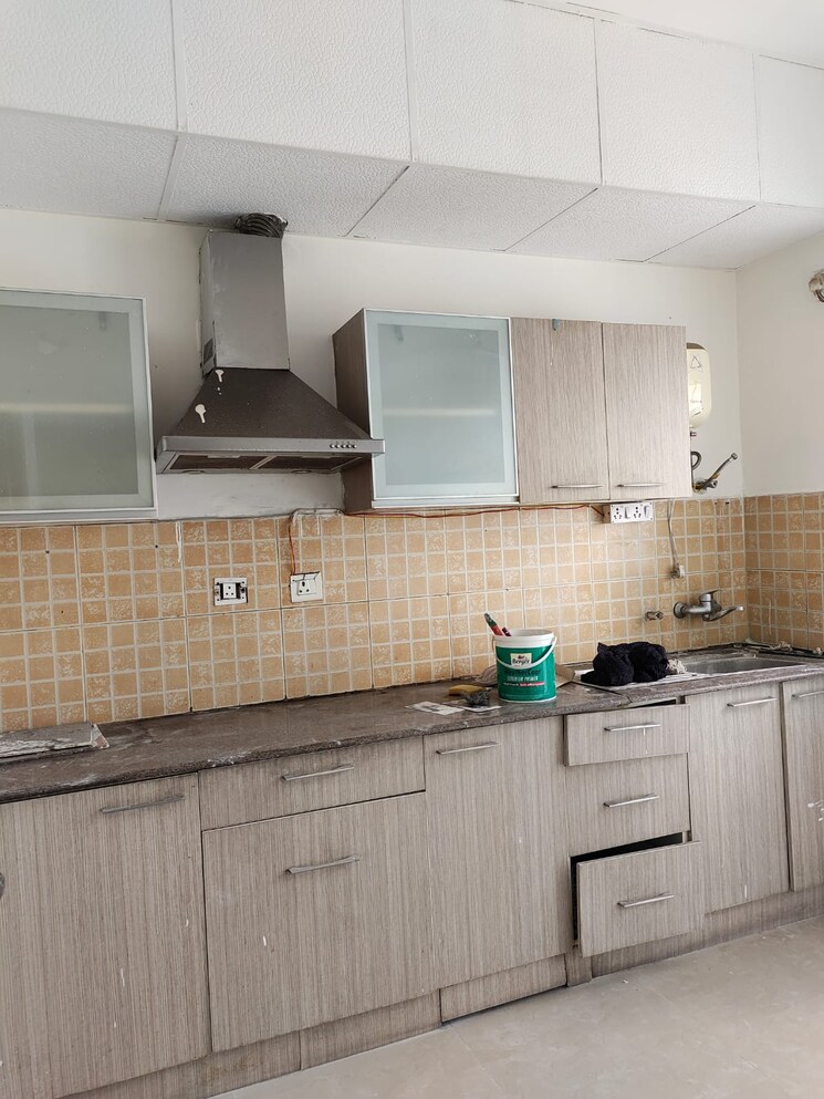 Kitchen, orchid-island 3 Bedroom 1450 Sq.Ft. Builder Floor In Sector 51 Gurgaon 9020404