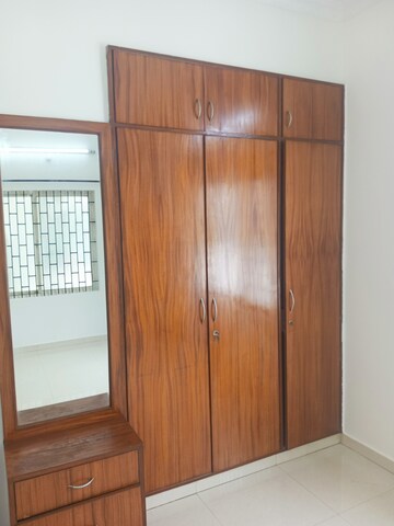 Room in 1 BHK Builder Floor at Hsr Layout – for Rent