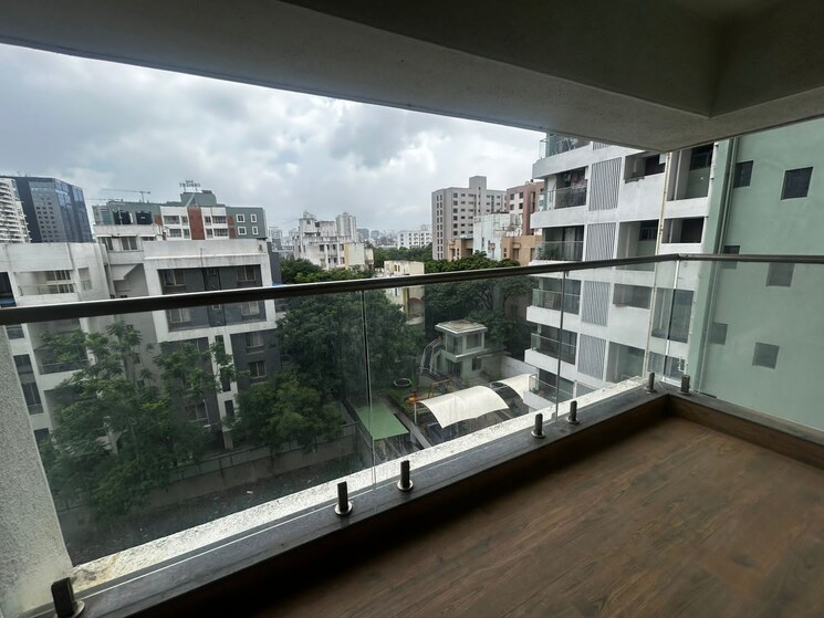 Balcony, kakkad-la-vida 3 Bedroom 1112 Sq.Ft. Apartment In Balewadi Pune 9020452
