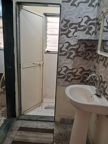 2 BHK Apartment For Rent in Chinchwad