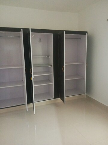 Room in 2 BHK Builder Floor at Hsr Layout – for Rent