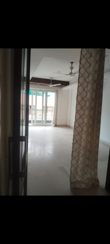 3 BHK Builder Floor For Rent in Shivalik Colony