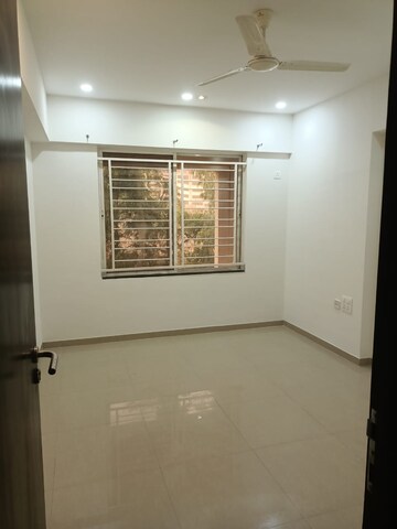 Room in 2 BHK Apartment at Manav Perfect 10, Balewadi – for Rent
